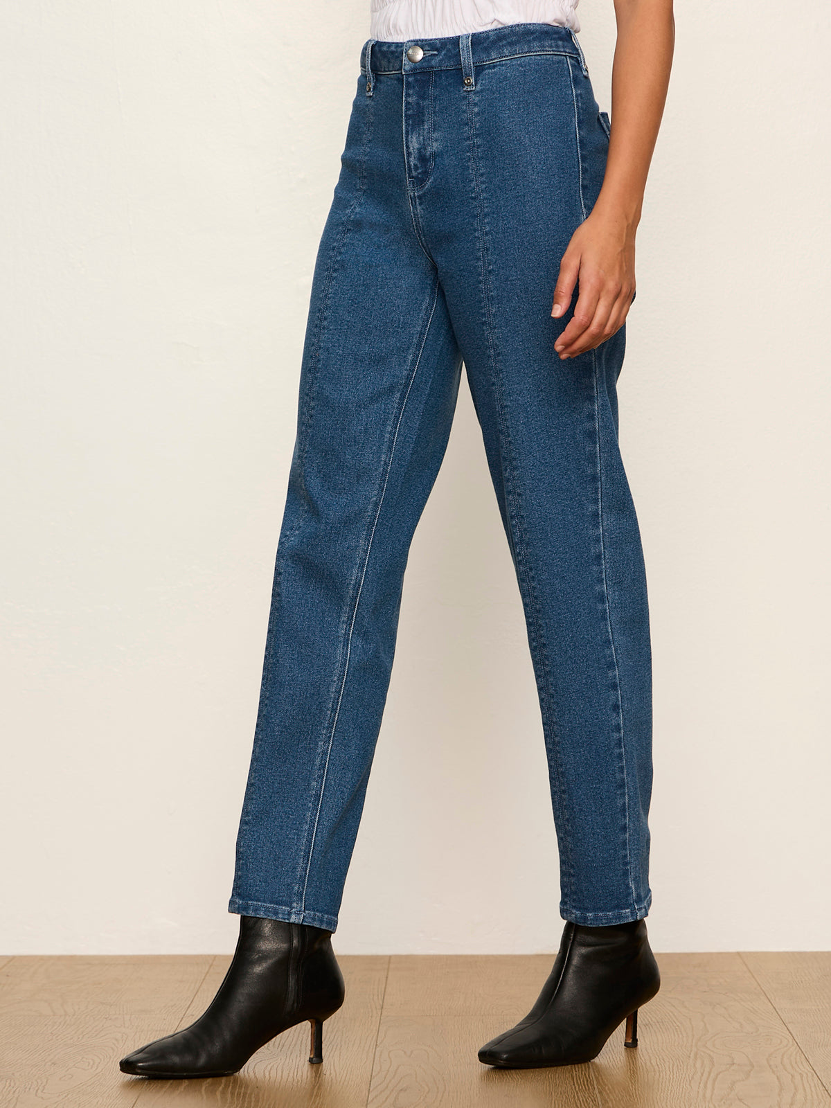 Nixie Slim Straight Ankle Jean Medium - Image 3