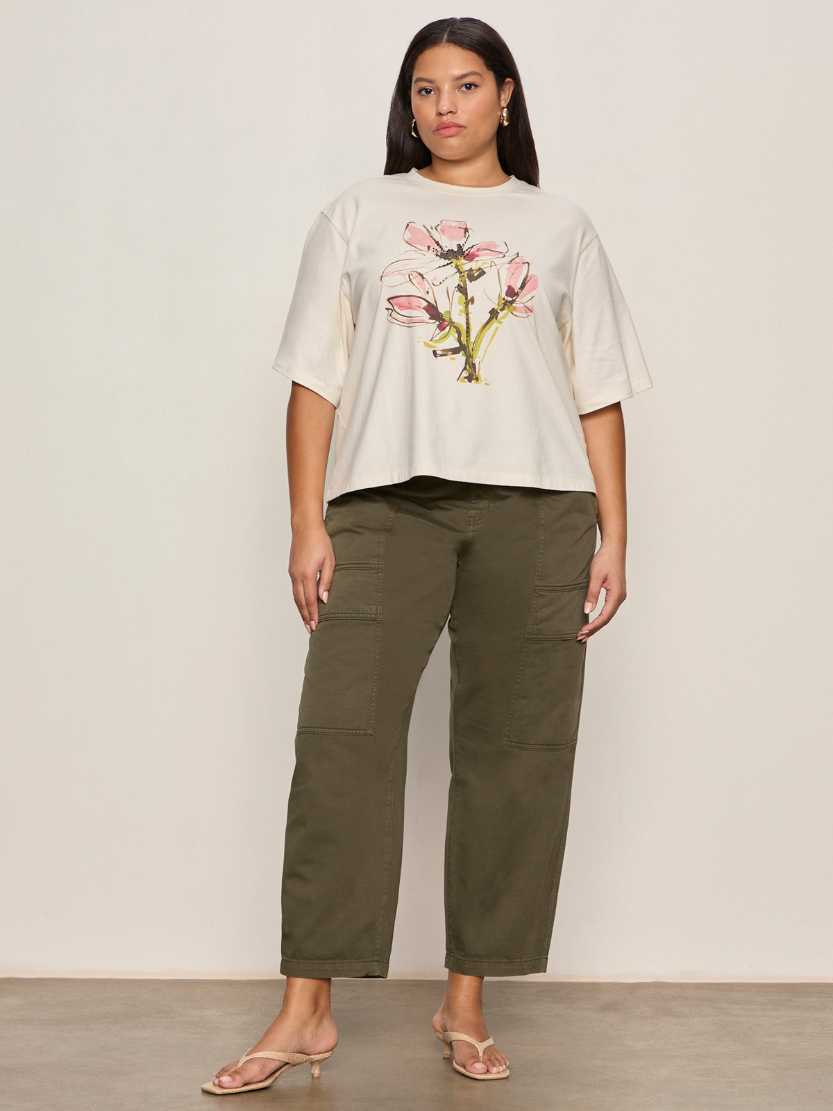 Belle Artist Tee Fleur Extended Sizing - Image 5