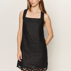 Almost There Linen Dress Black