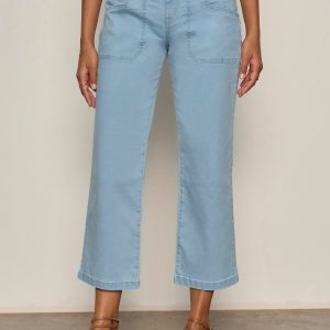 Retreat Crop Jean Skyline