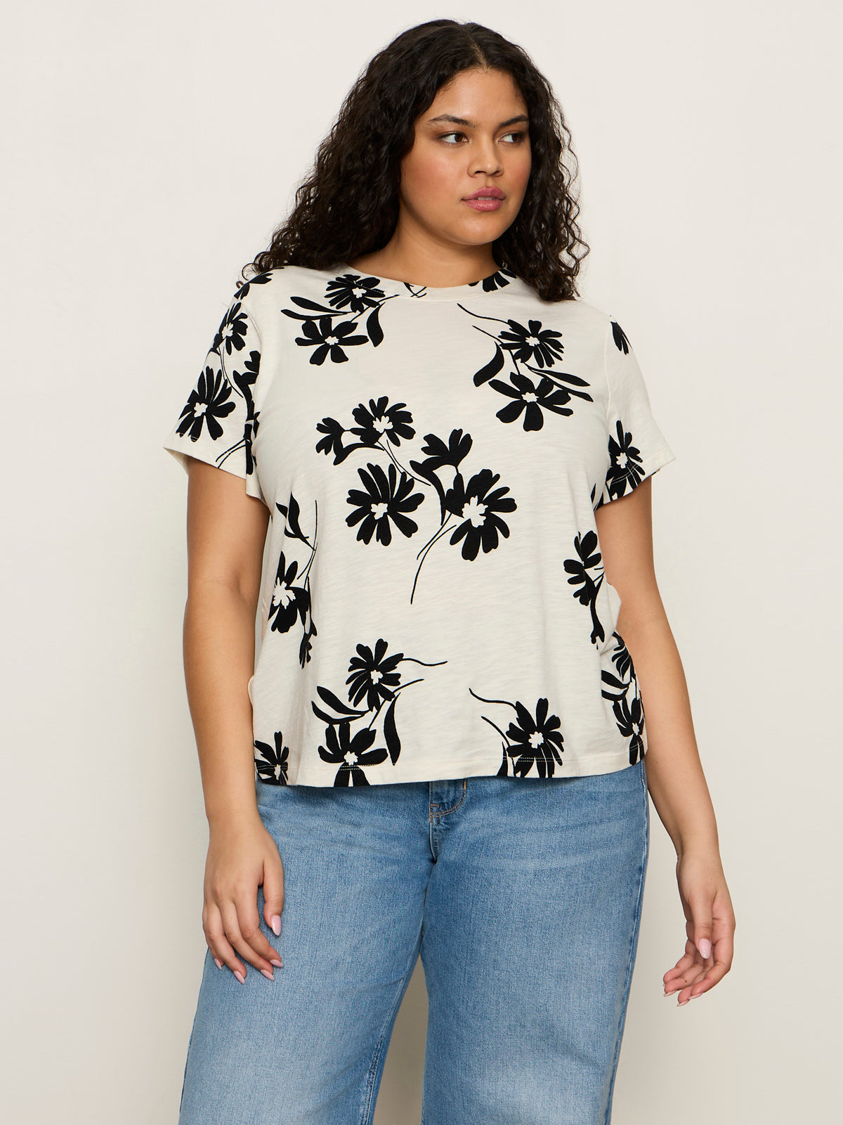 The Perfect Tee Chalk Bloom Extended Sizing - Image 4