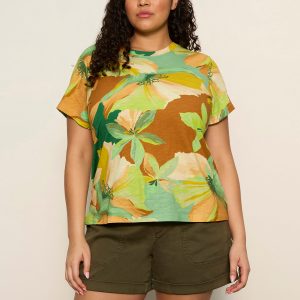 The Perfect Tee Green House Extended Sizing