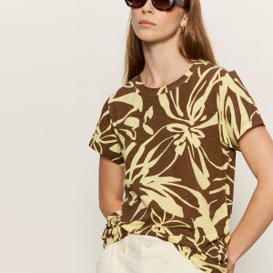 The Perfect Tee Lemon Root