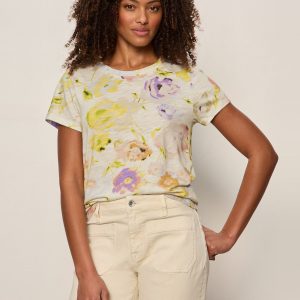 The Perfect Tee Waterlily