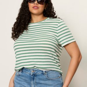 Perfect Textured Tee Chalk/Green Juice Strip Extended Sizing