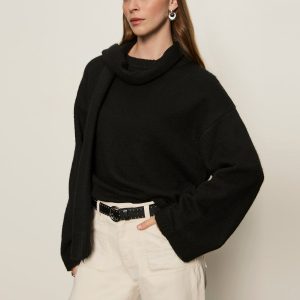 Go-To Sweater Black