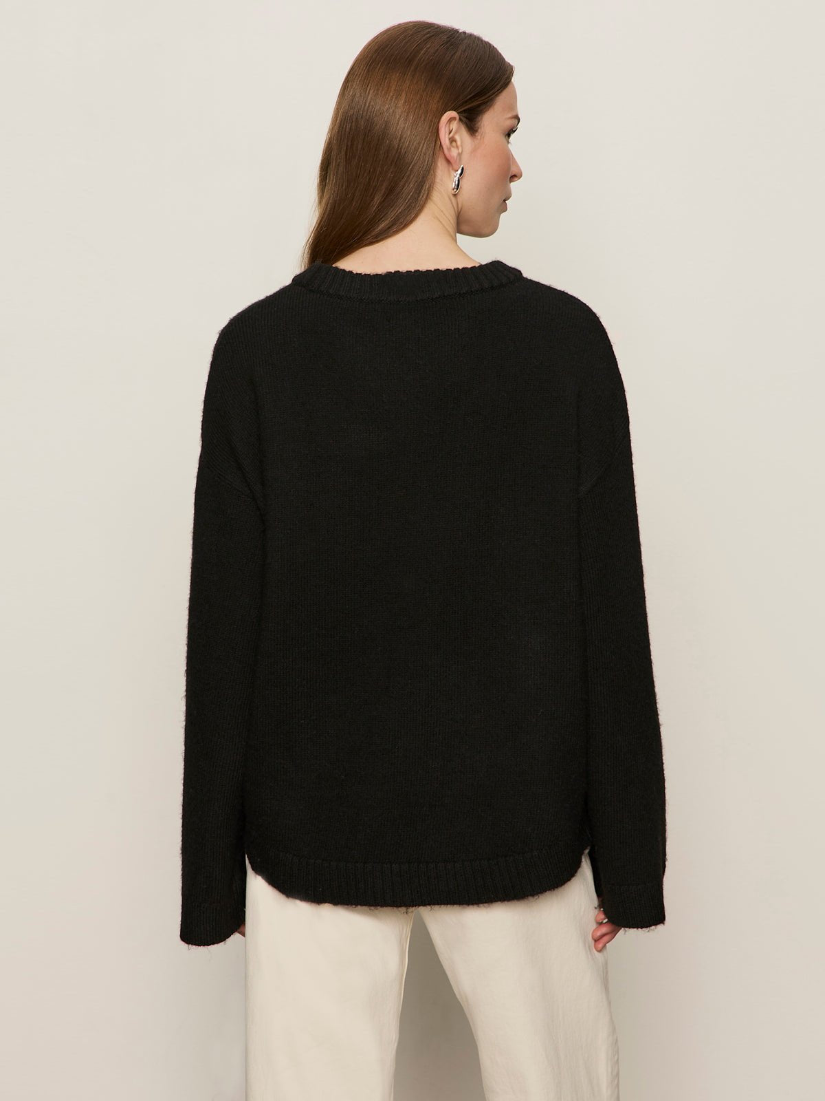Go-To Sweater Black - Image 5