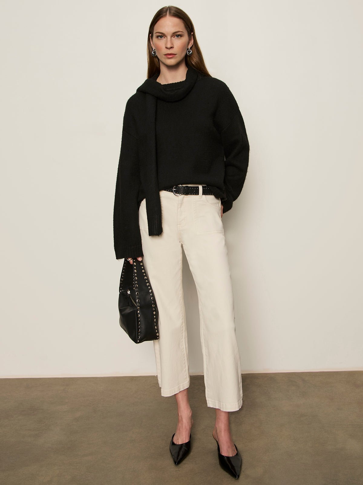 Go-To Sweater Black - Image 6