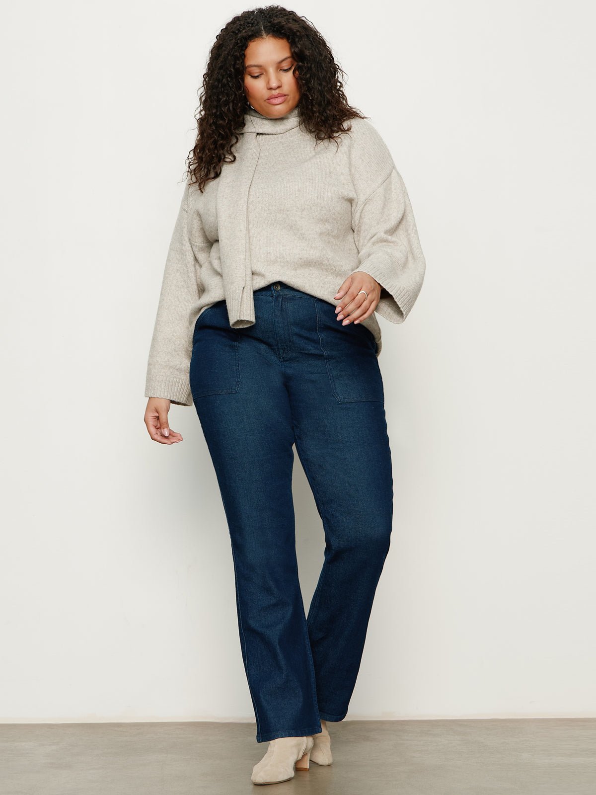 Go-To Sweater Heather Wheat Extended Sizing - Image 2