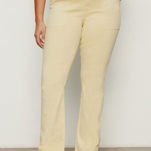 Hayden Bootcut Jean Buttercream Extended Sizing