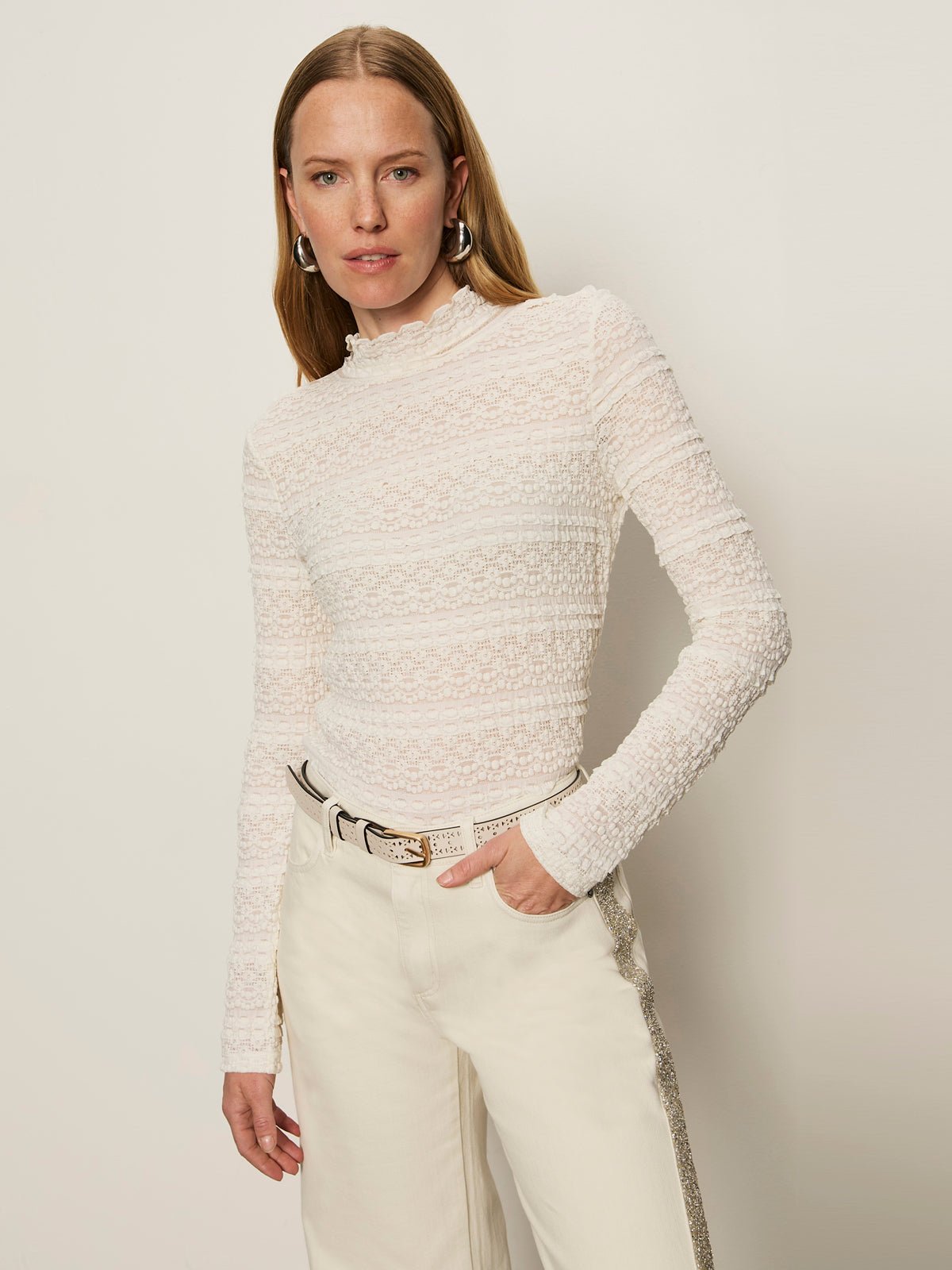 High Crew Lace Tee Chalk - Image 2