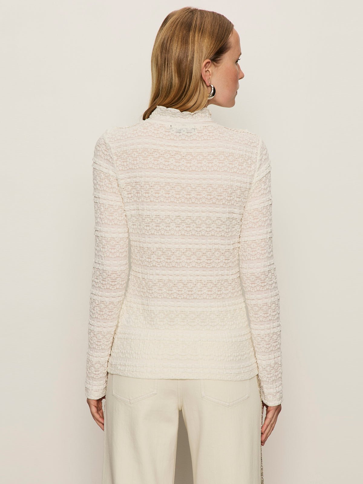 High Crew Lace Tee Chalk - Image 5