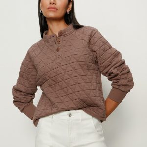 Quilted Button Popover Morel