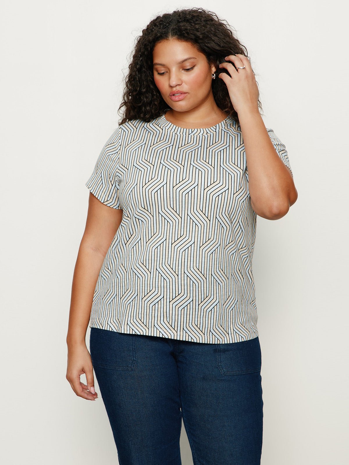 The Perfect Tee Arctic Wave Extended Sizing - Image 5