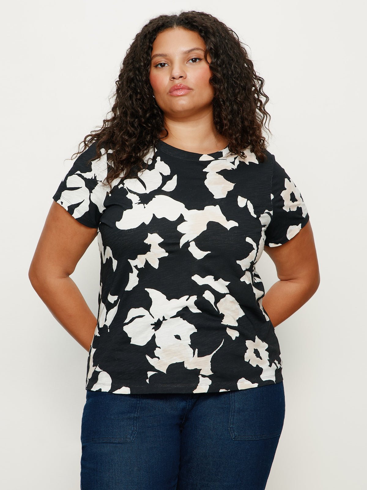 The Perfect Tee Petal Whisper Extended Sizing - Image 2
