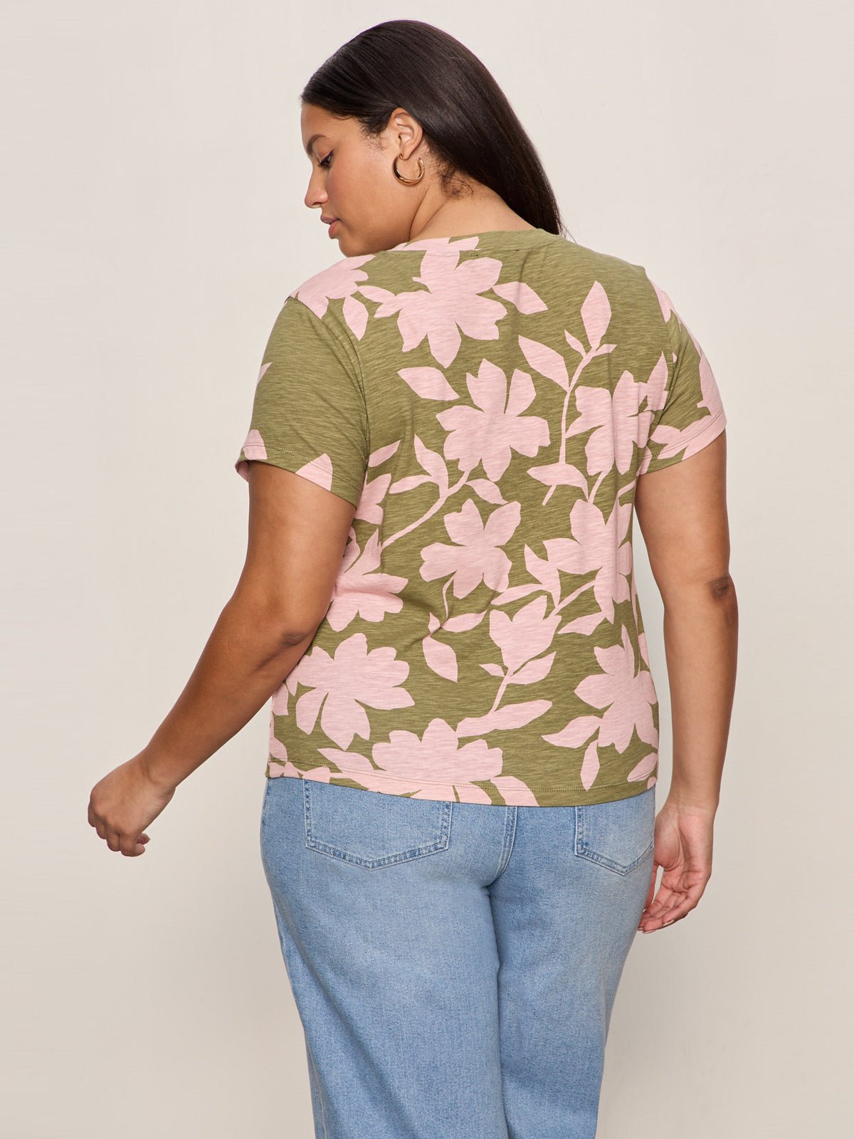 The Perfect Tee Pink Silhouette Extended Sizing - Image 4