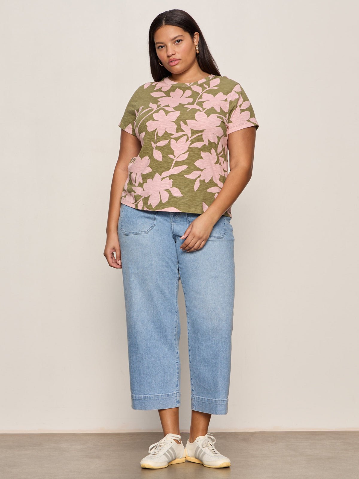The Perfect Tee Pink Silhouette Extended Sizing - Image 5