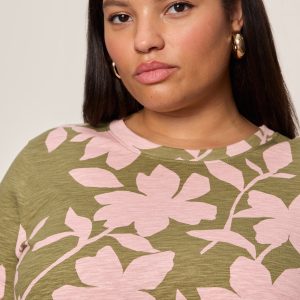 The Perfect Tee Pink Silhouette Extended Sizing