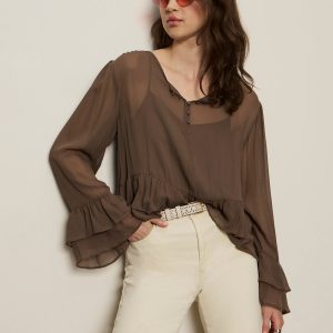 There She Goes Blouse Morel