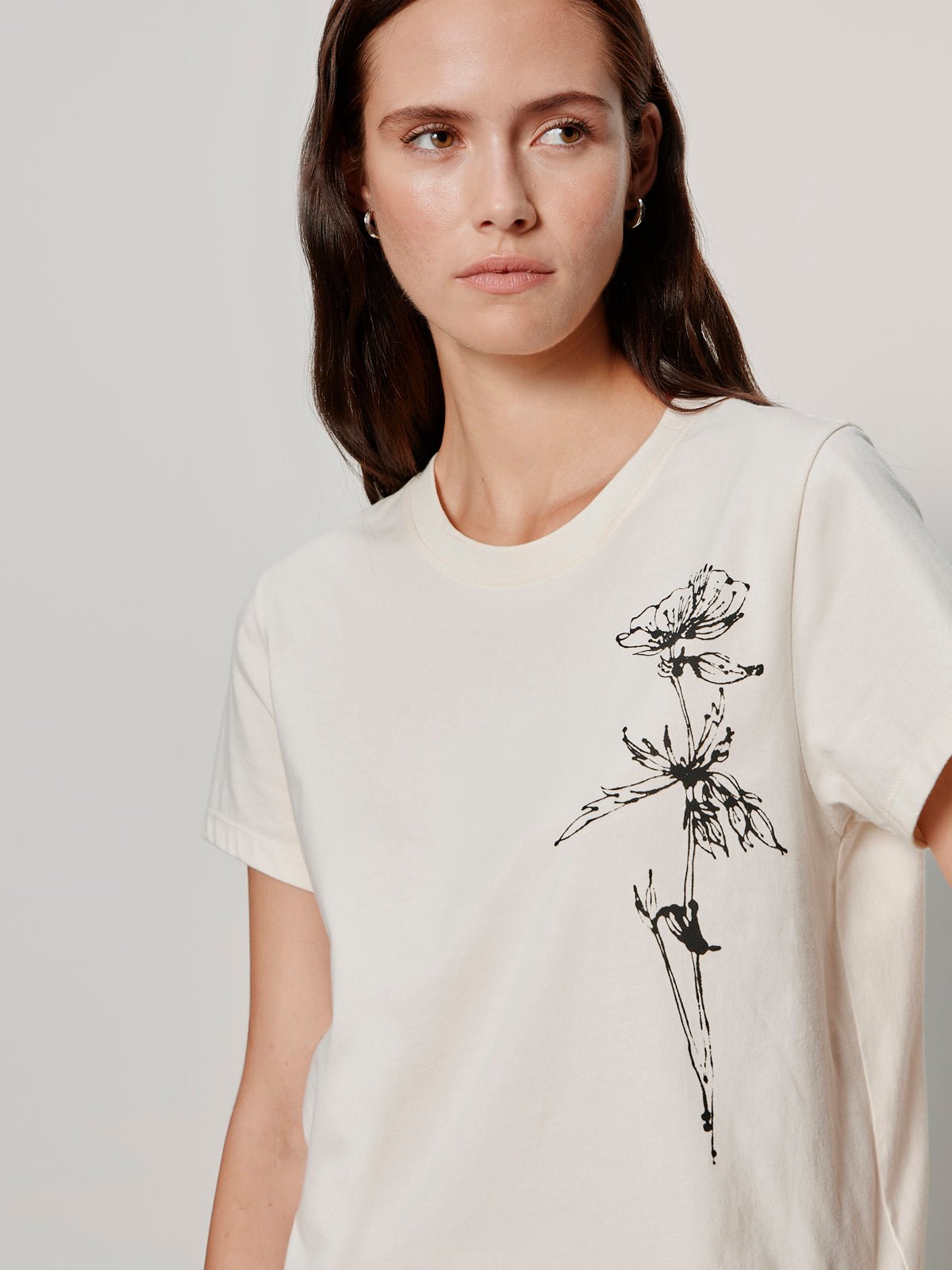 Timeless Tee Collagen with Dandelion - Image 2